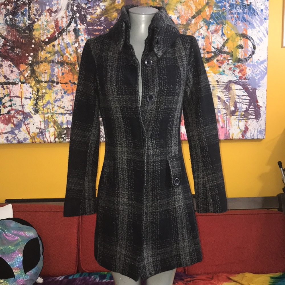 Navy Blue Plaid wool blend coat. Juniors Small